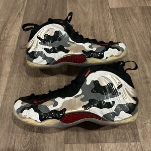 Nike Foamposite fighter jets size 13 worn flaws